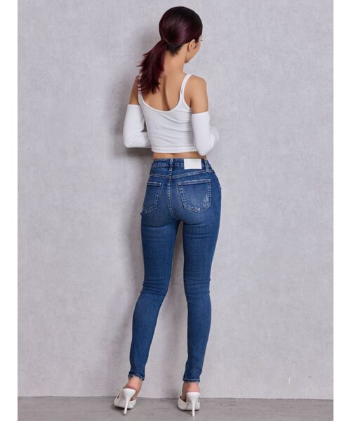 GYDA（ジェイダ）の「ミドルウエストSIDE RIPPEDスキニーデニムパンツ（デニムパンツ・レディース・インディゴブルー・SMALL/X-SMALL/MEDIUM）」の11枚目の写真