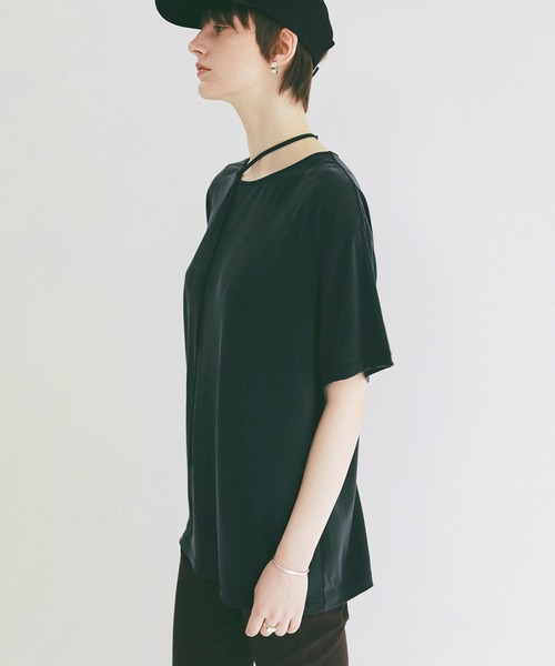 CLANE（クラネ）の「DROOP THIN CODE SOFT TOPS（Tシャツ/カットソー・レディース・ブラック/ホワイト/ピンク・F）」の6枚目の写真