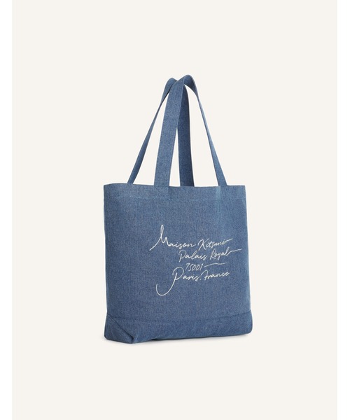 Maison Kitsune(メゾンキツネ)の「POETIC SCRIPT DENIM TOTE(トートバッグ・メンズ・ブルー系その他・U)」の3枚目の写真