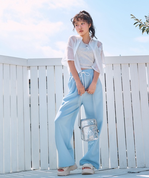 LOVETOXIC(ラブトキシック)の「【LTXC/吸水速乾】星刺しゅうトラックパンツ(その他パンツ・キッズ・ブラック/サックスブルー・L:160cm/S:140cm/130cm/M:150cm)」の3枚目の写真