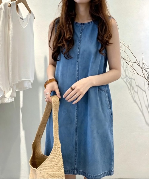 Aelina(エリナ)の「ノースリーブワンピース(ワンピース・レディース・ブルー/ホワイト・FREE)」の12枚目の写真