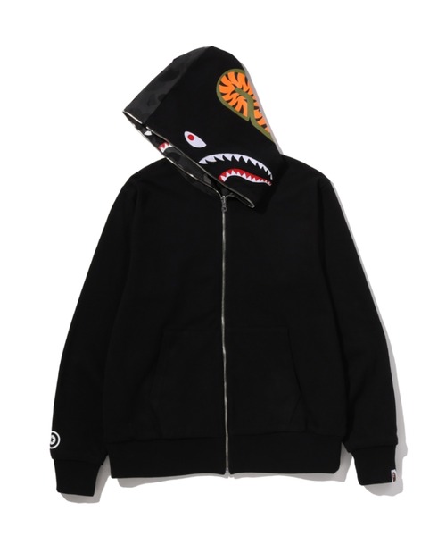 A BATHING APE(アベイシングエイプ)の「COLOR CAMO REVERSIBLE SHARK FULL ZIP HOODIE(パーカー・メンズ・ネイビー/パープル/ブラック/レッド・LARGE/MEDIUM/SMALL/XX-LARGE/X-LARGE)」の5枚目の写真