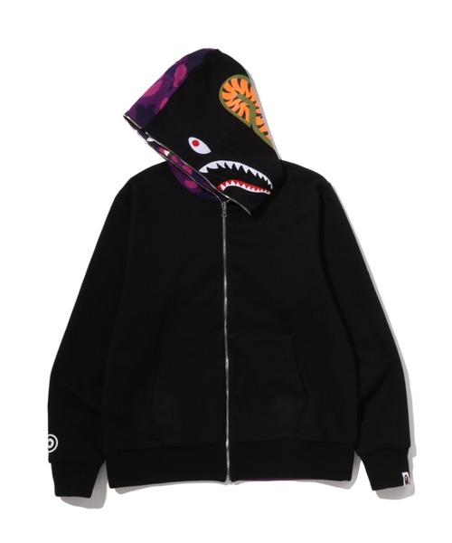 A BATHING APE(アベイシングエイプ)の「COLOR CAMO REVERSIBLE SHARK FULL ZIP HOODIE(パーカー・メンズ・ネイビー/パープル/ブラック/レッド・LARGE/MEDIUM/SMALL/XX-LARGE/X-LARGE)」の7枚目の写真