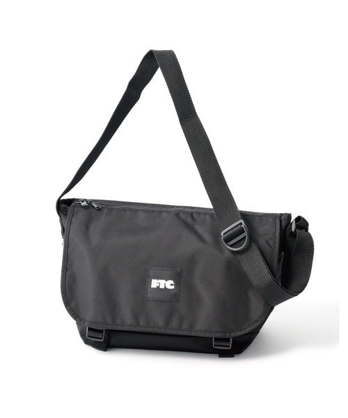 MERメッセンジャーバッグ ブラック/パープル MESSENGER BAG（メッセンジャーバッグ）｜FTC（エフティーシー）の