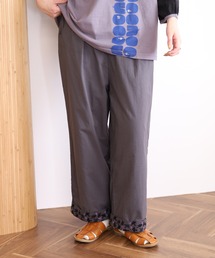 Emago（イマゴ）の「EMAGO 鳥刺繍ﾛｰﾙｱｯﾌﾟﾊﾟﾝﾂ（その他パンツ）」