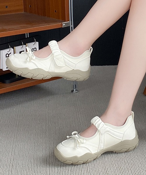 Lace Ladies(レースレディース)の「リボン ギャザー ストラップ スニーカー パンプス(スニーカー・レディース・グレー/アイボリー・25cm/24.5cm/24cm/23.5cm/23cm/22.5cm)」の8枚目の写真