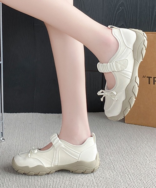 Lace Ladies(レースレディース)の「リボン ギャザー ストラップ スニーカー パンプス(スニーカー・レディース・グレー/アイボリー・25cm/24.5cm/24cm/23.5cm/23cm/22.5cm)」の10枚目の写真