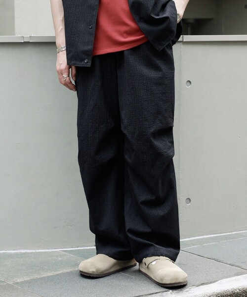 marka(マーカ)の「【marka/マーカ】別注KNEE TUCK PANTS(その他パンツ・メンズ・ブラック・1/2)」の14枚目の写真