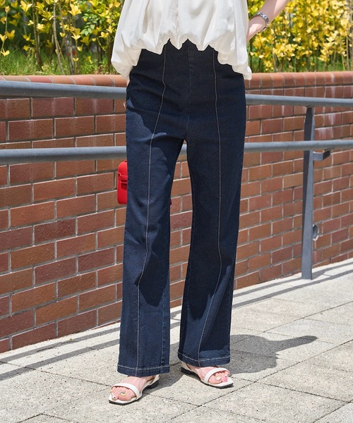 KOBE LETTUCE（コウベレタス）の「[ mamaレタス ] マタニティストレッチデニムパンツ（マタニティウェア/グッズ・レディース・ライトブルー/オフホワイト/インディゴブルー/ブルー・M/PM/L）」の15枚目の写真