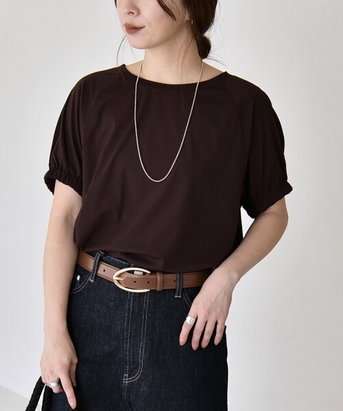 quaranciel（カランシエル）の「quaranciel:〈洗濯機可能〉シルク ミックス パフ スリーブ プルオーバー（Tシャツ/カットソー・レディース・ブラウン/ネイビー/オフホワイト・ONE SIZE）」の3枚目の写真