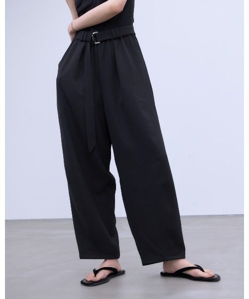 THINGS THAT MATTER(シングス ザット マター)の「BUSTIER DESIGN OVERALLS / ビスチェ デザイン オーバーオール(サロペット/オーバーオール・レディース・ブラック・FREE)」の13枚目の写真