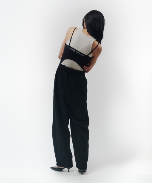 THINGS THAT MATTER(シングス ザット マター)の「BUSTIER DESIGN OVERALLS / ビスチェ デザイン オーバーオール(サロペット/オーバーオール・レディース・ブラック・FREE)」の3枚目の写真