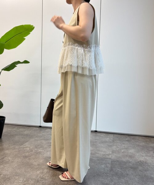 Jena espace merveilleux（ジェナ　エスパスメルヴェイユ）の「裾レースセットアップ（ワンピース・レディース・モカ/ベージュ・FREE）」の3枚目の写真