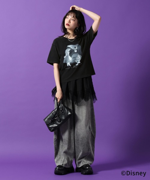 PAGEBOY(ページボーイ)の「Disney 【ふしぎの国のアリス】コンパクトT(Tシャツ/カットソー・レディース・オフホワイト/チャコールグレー・FREE)」の21枚目の写真