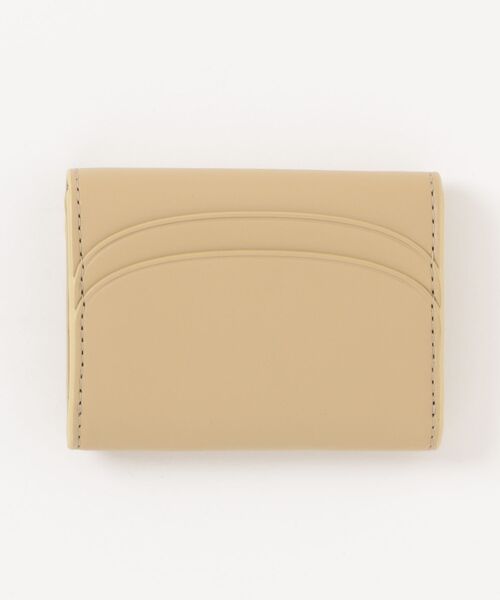 A.P.C.(アーペーセー)の「BUSINESS CARD HOLDER GENEVE/ビジネスカードケース(ショルダーバッグ・メンズ・ダークベージュ・ONESIZE)」の2枚目の写真