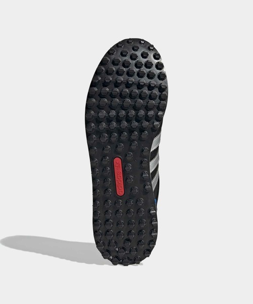 adidas（アディダス）の「LA トレーナー OG / LA TRAINER OG / アディダスオリジナルス adidas Originals（スニーカー・メンズ・ブラック・22.0cm/22.5cm/24.0cm/23.5cm/23.0cm/24.5cm/25.0cm/27.0cm/26.5cm/26.0cm/25.5cm/29.0cm/28.5cm/28.0cm/27.5cm）」の3枚目の写真