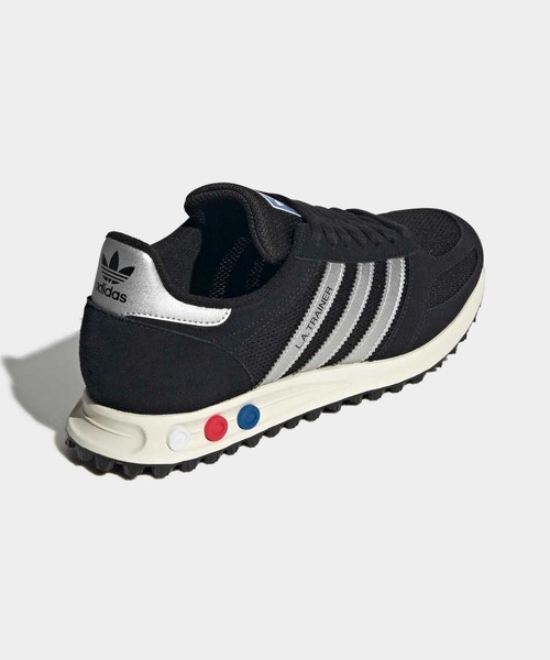 adidas（アディダス）の「LA トレーナー OG / LA TRAINER OG / アディダスオリジナルス adidas Originals（スニーカー・メンズ・ブラック・22.0cm/22.5cm/24.0cm/23.5cm/23.0cm/24.5cm/25.0cm/27.0cm/26.5cm/26.0cm/25.5cm/29.0cm/28.5cm/28.0cm/27.5cm）」の5枚目の写真