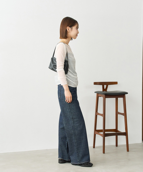 FLAT(フラット)の「《追加》Lダブルリボンバレリーナ(スニーカー・レディース・ブラック×ブラック・24cm/23.5cm/23cm/22.5cm/22cm/21.5/25.5cm/25cm/24.5cm)」の11枚目の写真