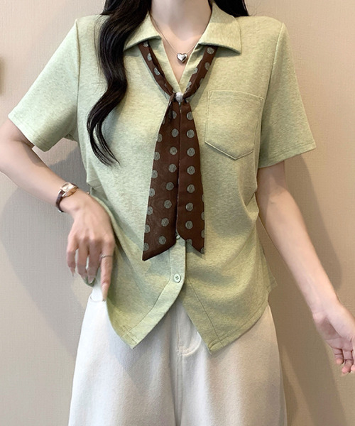 2ly2(トゥーリートゥー)の「スカーフ付き ポロカラー半袖カットソー(Tシャツ/カットソー・レディース・ベージュ/グレー/イエロー/ブルー/グリーン・FREE)」の17枚目の写真