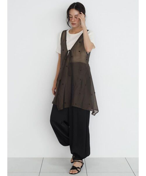 FIKA.(フィーカ)の「Sheer dot flare top(その他トップス・レディース・ブラウン/ブラック・MEDIUM)」の8枚目の写真