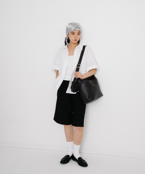 AIDELL（エイデル）の「マルチポケットフェイクレザーショルダーバッグ（ショルダーバッグ・レディース・ブラウン/アイボリー/ブラック・FREE）」の12枚目の写真