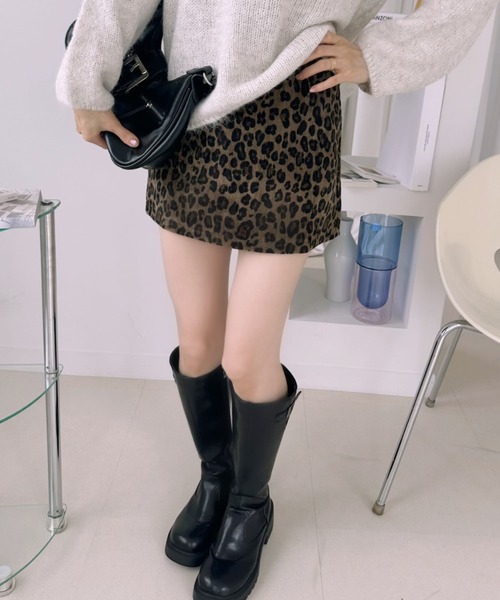 Ada.(エイダ)の「ヒョウ柄 ハイウエスト ミニスカート(スカート・レディース・ブラウン/ベージュ・S/M)」の9枚目の写真