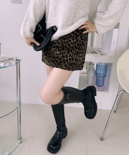 Ada.(エイダ)の「ヒョウ柄 ハイウエスト ミニスカート(スカート・レディース・ブラウン/ベージュ・S/M)」の11枚目の写真