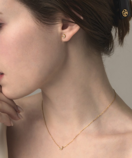 muku(ムク)の「PIERCE/ZIRCONIA MOON(ピアス(両耳用)・レディース・ゴールド/シルバー・FREE)」の9枚目の写真