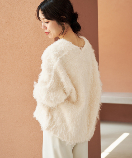 plage(プラージュ)の「Shaggy fur カーディガン(カーディガン/ボレロ・レディース・グレー/アイボリー・FREE)」の17枚目の写真