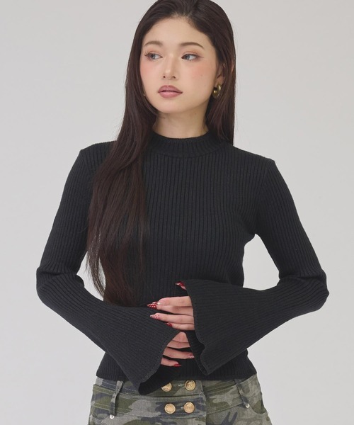 ANAP(アナップ)の「プチハイラメフレアスリーブリブトップス(ニット/セーター・レディース・ブラック/ホワイト/グレー・F)」の15枚目の写真