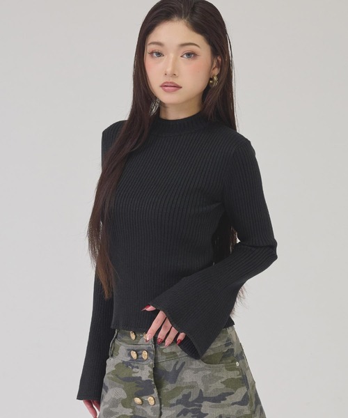 ANAP(アナップ)の「プチハイラメフレアスリーブリブトップス(ニット/セーター・レディース・ブラック/ホワイト/グレー・F)」の16枚目の写真