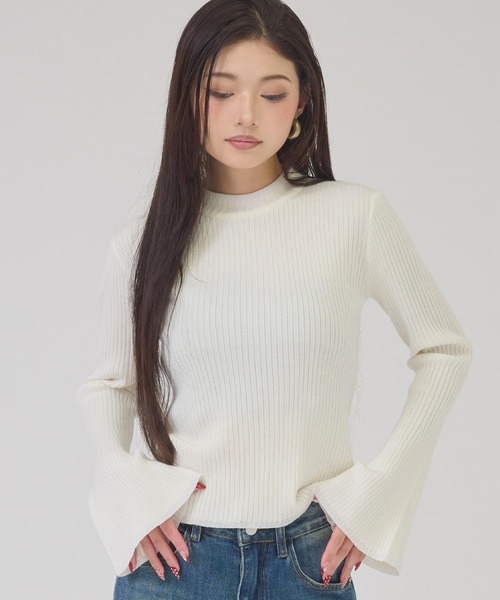 ANAP(アナップ)の「プチハイラメフレアスリーブリブトップス(ニット/セーター・レディース・ブラック/ホワイト/グレー・F)」の10枚目の写真