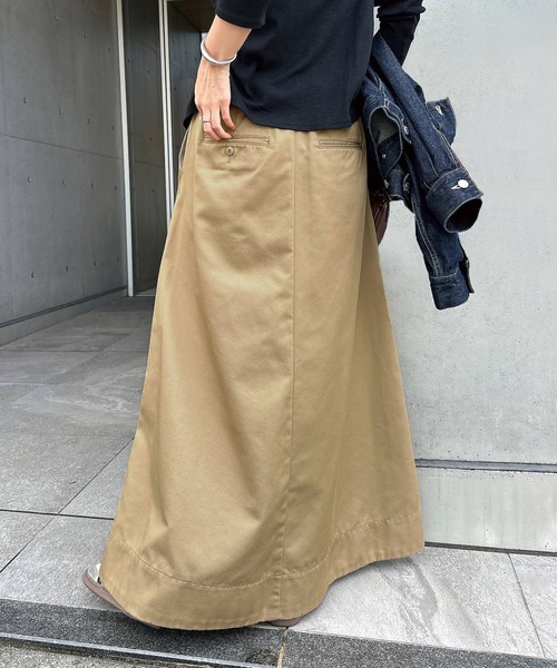 andme(アンドミー)の「チノツイルロングフレアスカート(スカート・レディース・ベージュ/ブラック・M/L)」の4枚目の写真