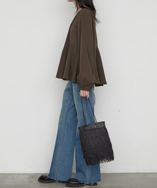 LOUNGEDRESS(ラウンジドレス)の「《ショルダーチェーン付き》2WAYフリンジミニトートバッグ(トートバッグ・レディース・ブラック・FREE)」の6枚目の写真