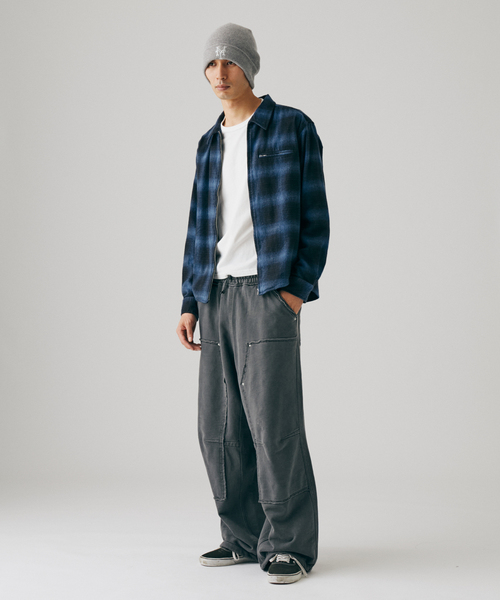 JOURNAL STANDARD(ジャーナルスタンダード)の「アシッド ダブル ニー スウェット パンツ(スウェットパンツ・メンズ・ボルドー/ベージュ/ブラック系その他・LARGE/MEDIUM)」の4枚目の写真