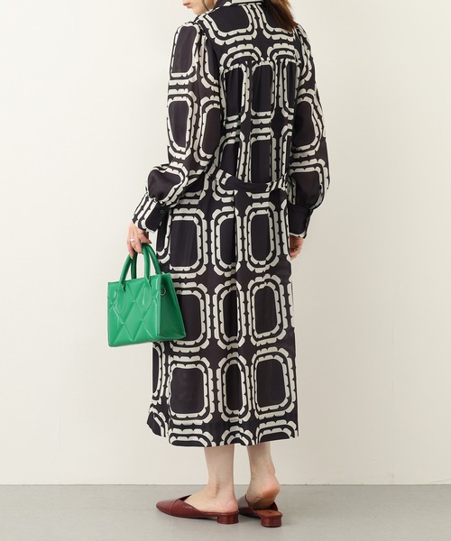 Orla Kiely(-)の「アブストラクトプリント シャツワンピース 長袖(シャツワンピース・レディース・ダークグリーン/ブラック・FREE)」の5枚目の写真