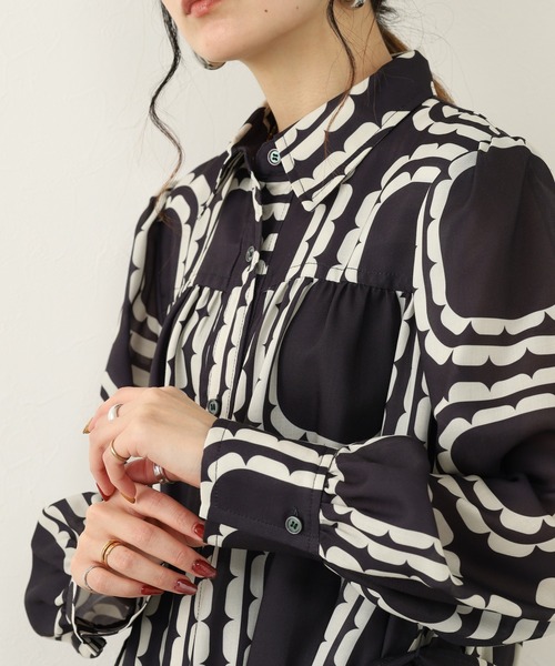 Orla Kiely(-)の「アブストラクトプリント シャツワンピース 長袖(シャツワンピース・レディース・ダークグリーン/ブラック・FREE)」の9枚目の写真