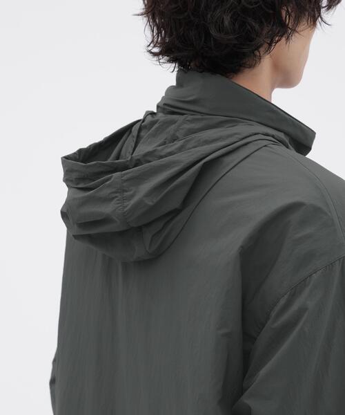 MARGARET HOWELL(マーガレットハウエル)の「RECYCLED LIGHT NYLON POPLIN BLOUSON(その他アウター・メンズ・グレー系その他4・X-LARGE/MEDIUM/LARGE)」の7枚目の写真