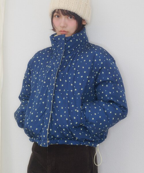 DISCOAT(ディスコート)の「【umm.】花柄リバーシブル中綿ブルソン(ブルゾン・レディース・ネイビー/オフホワイト・FREE)」の17枚目の写真