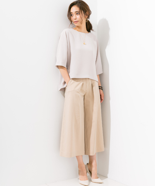 STUDIOUS（ステュディオス）の「STUDIOUS ピーチスキンライトフレアパンツ（その他パンツ・レディース・カーキ/ベージュ/オレンジ・1/0）」の6枚目の写真