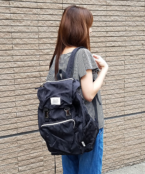 PRODUCTY WARRANTY(プロダクティワランティ)の「ナイロンダブルバックル バックパック カモフラージュ(バックパック/リュック・メンズ・ブルー系その他/ブラック系その他・FREE)」の1枚目の写真