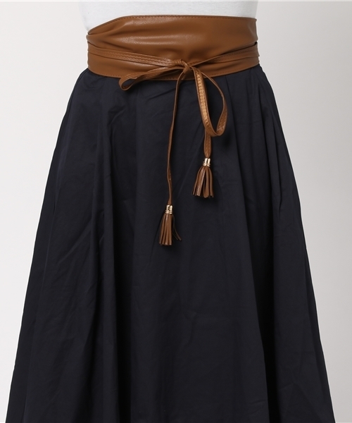 mysty woman（ミスティウーマン）の「綿ツイルイレギュラーヘムスカート（スカート・レディース・ダークネイビー/レッド/ベージュ/イエロー・FREE）」の11枚目の写真