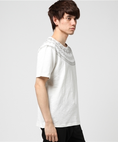 Purple&Yellow（パープルアンドイエロー）の「スラブ天竺求心プリント半袖Ｔシャツ(Purple＆Yellow)（Tシャツ/カットソー・メンズ・アイボリー/チャコール/ブルー・MEDIUM/LARGE/SMALL）」の6枚目の写真