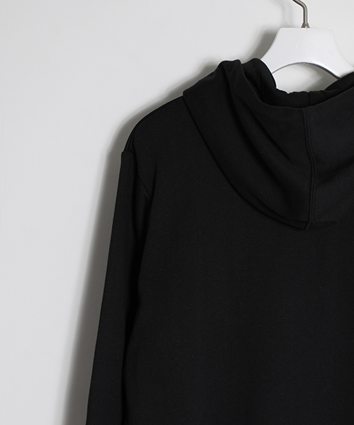 NUMBER (N)INE DENIM（ナンバーナインデニム）の「【NUMBER (N)INE DENIM】STUDIOUS限定 N(N)ロゴスウェットパーカー（パーカー・メンズ・ブラック/ホワイト・SMALL/LARGE/MEDIUM）」の9枚目の写真