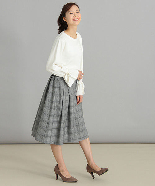 Honeys（ハニーズ）の「袖リボンプルオーバー（ニット/セーター・レディース・アイボリー/ブラック/ピンク/グリーン/杢グレー・L/M）」の6枚目の写真