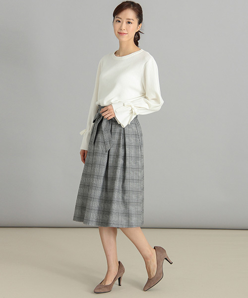 Honeys（ハニーズ）の「袖リボンプルオーバー（ニット/セーター・レディース・アイボリー/ブラック/ピンク/グリーン/杢グレー・L/M）」の8枚目の写真