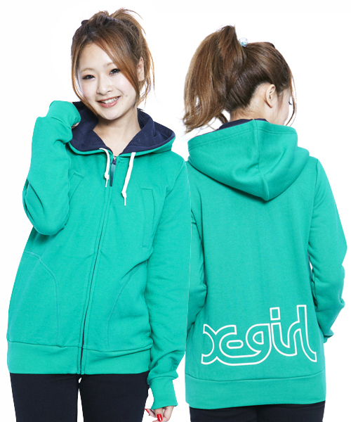 X-girl（エックスガール）の「SWEAT DOUBLE HOODIE（パーカー・レディース・ブラック/アッシュグレー/グリーン/ネイビー/パープル/ピンク/レッド・1/2）」の4枚目の写真