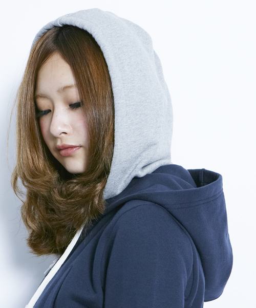 X-girl（エックスガール）の「SWEAT DOUBLE HOODIE（パーカー・レディース・ブラック/アッシュグレー/グリーン/ネイビー/パープル/ピンク/レッド・1/2）」の13枚目の写真