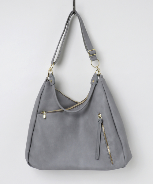 LBC(エルビーシー)の「3つ口A4ショルダーバッグ (ショルダーバッグ・レディース・ブラック/ブルー/ライトブラウン・FREE)」の3枚目の写真