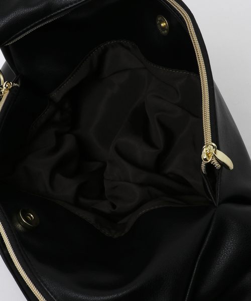 LBC(エルビーシー)の「3つ口A4ショルダーバッグ (ショルダーバッグ・レディース・ブラック/ブルー/ライトブラウン・FREE)」の5枚目の写真